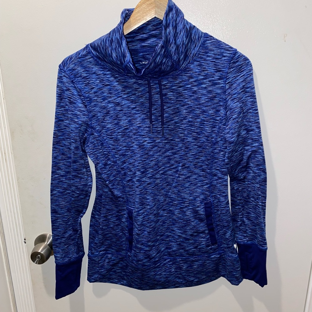 Medium casual women’s athletic sweatshirt